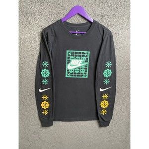 NIKE Tee Adult T-Shirt Men's S Long Sleeve Crew Neck Floral Skulls Activewear